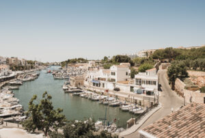 Visita Menorca este verano
